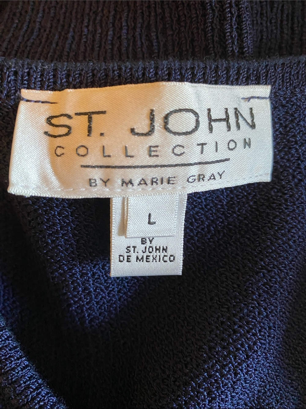 St. John Collection - Picture 4 of 4